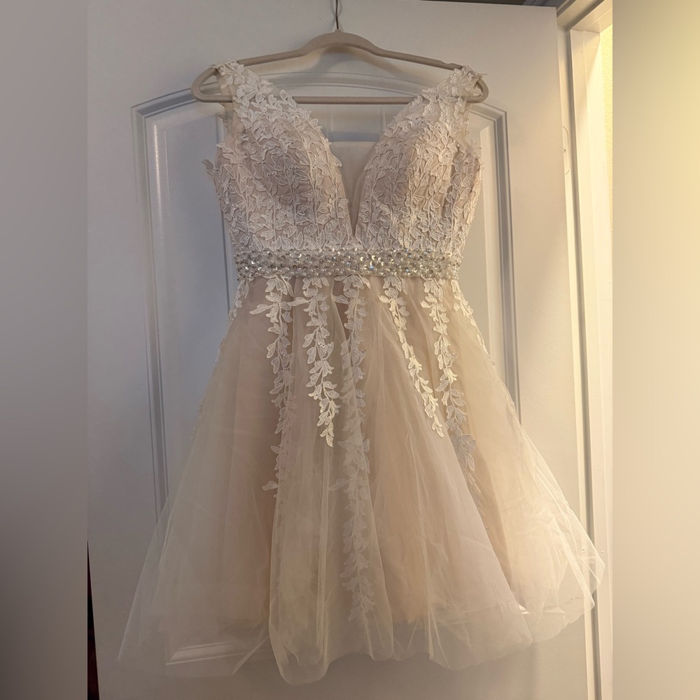 NWT Elegant Embellished White and Cream Lace Wedding Dress